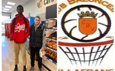 Un jugador congoleño de baloncesto de 13 años y 2,12 metros de altura «asombra» en Majadahonda