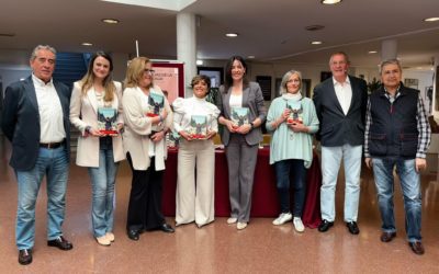 Sonsoles Onega presenta el Premio Planeta en Majadahonda: 3 críticas en busca de autora