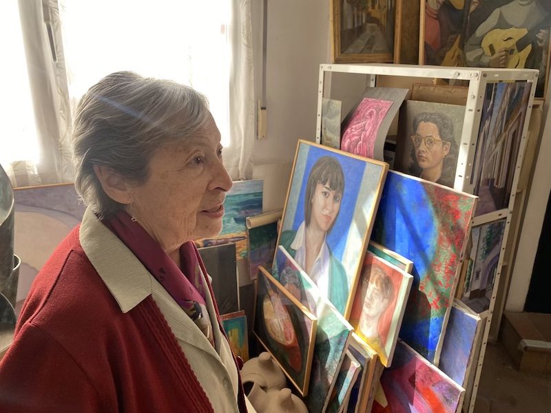 Carmen Perujo, artista de Majadahonda de 94 años: “Mi viaje por Italia sola con una amiga en aquella época fue un hecho insólito”