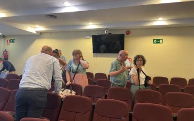 Vecinos del Mercadillo de Majadahonda «toman» el pleno: «Pedimos que los concejales que no viven aquí sean sensibles porque están más alejados de nuestros problemas»