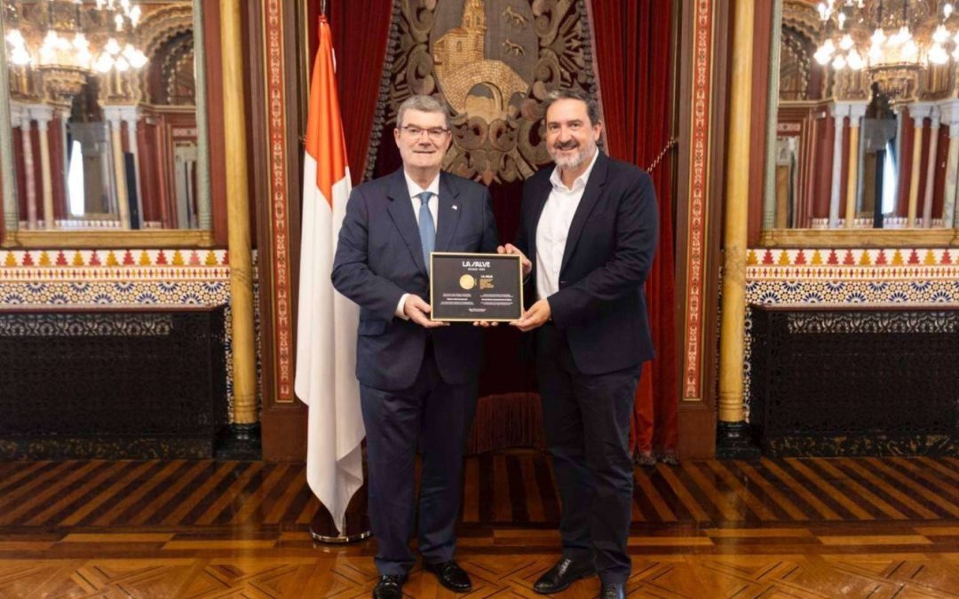 La Salve hace entrega a la ciudad de Bilbao de los reconocimientos internacionales obtenidos