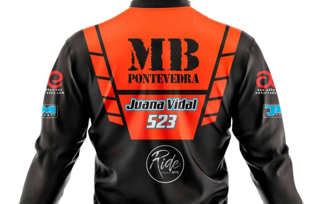 Personalización de camisetas para motocross con ADHESIVOSEMBARRADOS