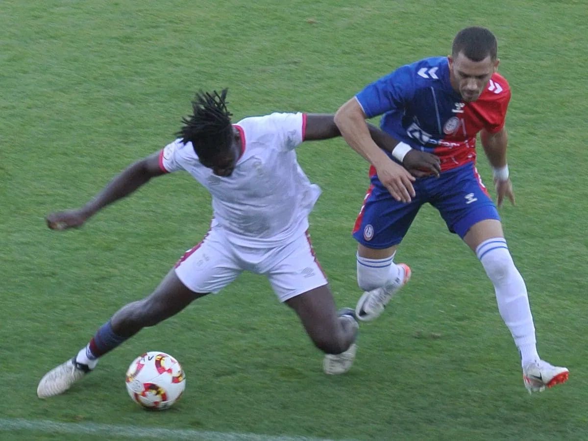 Rayo Majadahonda «derriba» la muralla de Avila y se trae la primera victoria de la pretemporada (0-2)