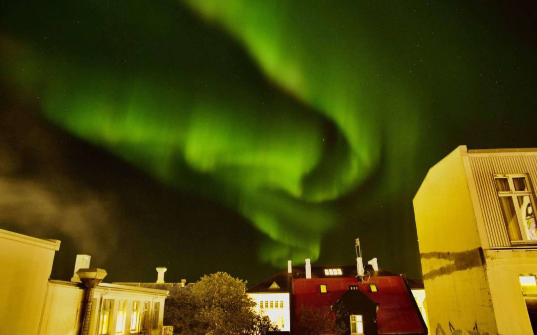 Ocho días en Islandia para ver auroras boreales y nutrirse de la cultura del país