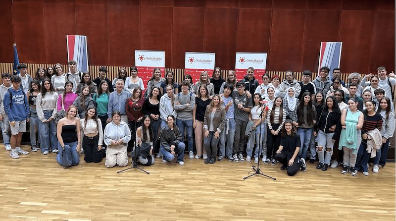 El Instituto Margarita Salas y el Colegio El Tejar (Majadahonda) incluyen la radio con éxito en sus actividades escolares