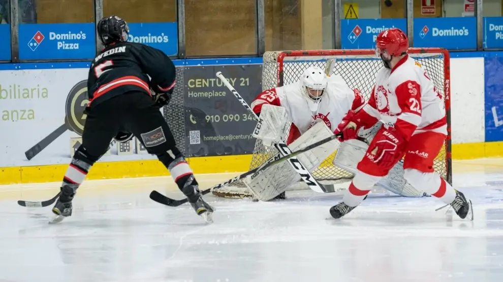 Deportes Majadahonda: victoria del Rayo Majadahonda femenino contra Leganés (Fútbol Sala) y derrota del Hockey Hielo frente al Jaca (Huesca)