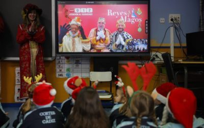 El Hospital Puerta de Hierro Majadahonda celebra la Gala de Navidad en Psiquiatría infantil y juvenil con música y teatro de pacientes y sanitarios