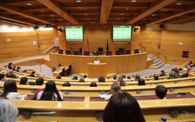 Educación Majadahonda: Torneo de Oratoria (UFV), la radio de El Tejar y los patios de los colegios