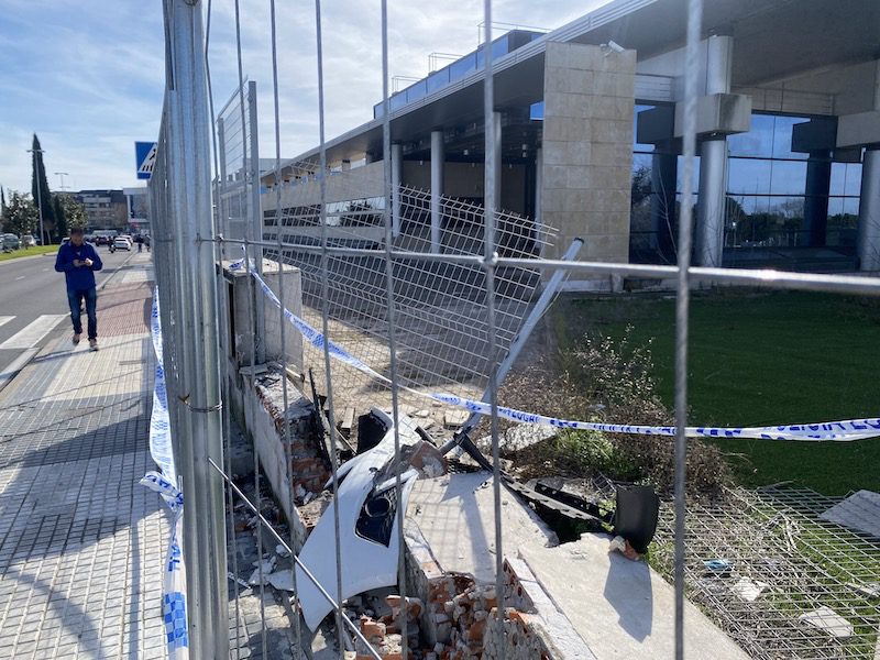 El edificio de la Seguridad Social de Majadahonda se deteriora: el otro caso de abusos de un profesor «con chaleco»