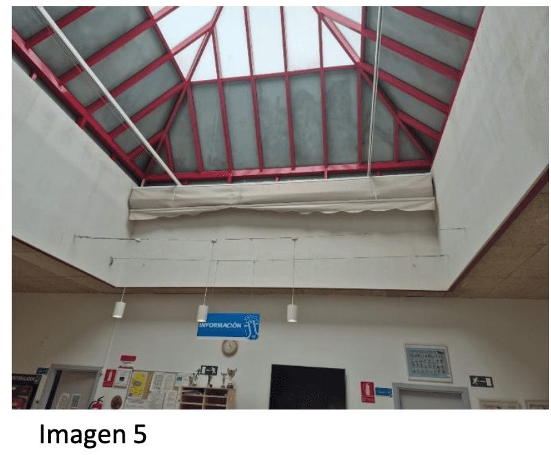Las fotos de los desperfectos en el Centro de Educación de Adultos de Majadahonda: tres grupos municipales piden su arreglo