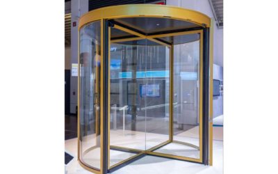 Las nuevas puertas giratorias de ASSA ABLOY para espacios modernos