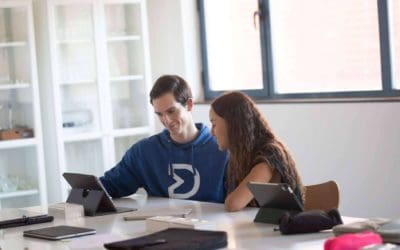 Volver a estudiar para avanzar, el fenómeno creciente de opositar 2025 según Davante