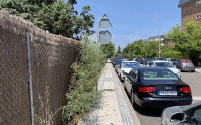Babot prosigue su «cruzada» contra la invasión de setos en las aceras de Majadahonda (fotos y vídeo): calle Sorolla y perpendiculares
