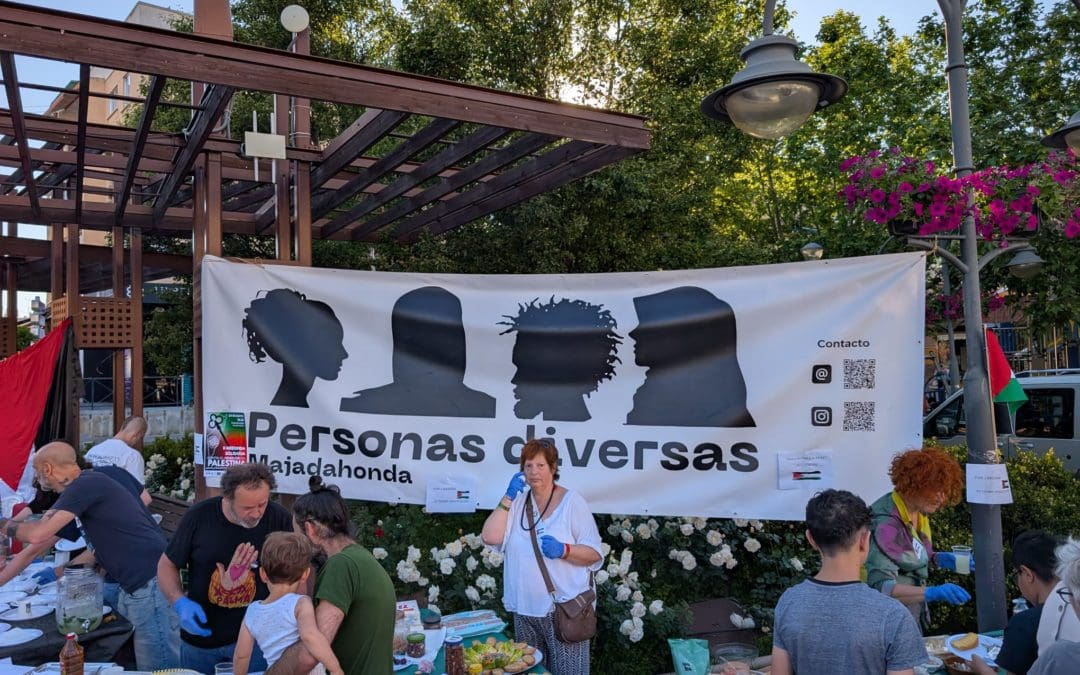 Actos en Majadahonda a favor de Palestina y de la vivienda pública: «1.133 personas que cumplían los requisitos optaron a solo 3 casas»
