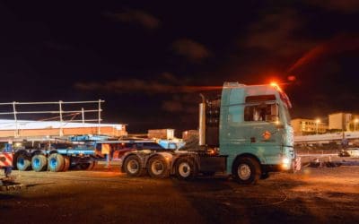 Transportes y Grúas Carballo ejecuta con éxito el montaje de grandes estructuras metálicas en el Anillo del Padre Anchieta