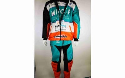 ADHESIVOSEMBARRADOS amplía su catálogo con ropa personalizada para enduro y motocross