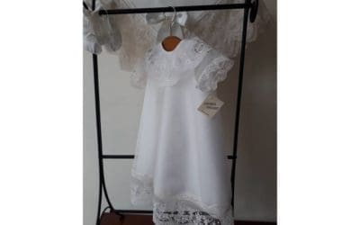 Carmen Varona destaca como referencia en faldones de bautizo y ropa de bebé hecha a medida