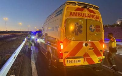 Un motorista de 50 años se sale de noche en la M-50 de Majadahonda (vídeo): traumatismo craneo-encefálico severo