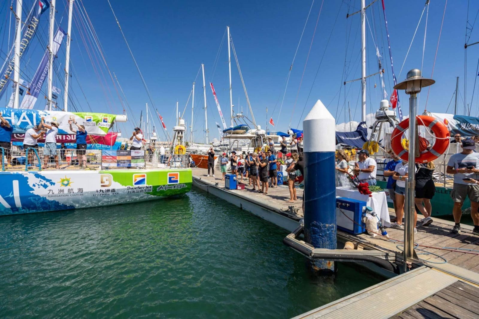 La vuelta al mundo a Vela hace escala en Puerto Sherry