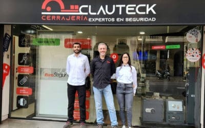 Clauteck garantiza atención 24 horas en Barcelona con llegada en solo 15 minutos