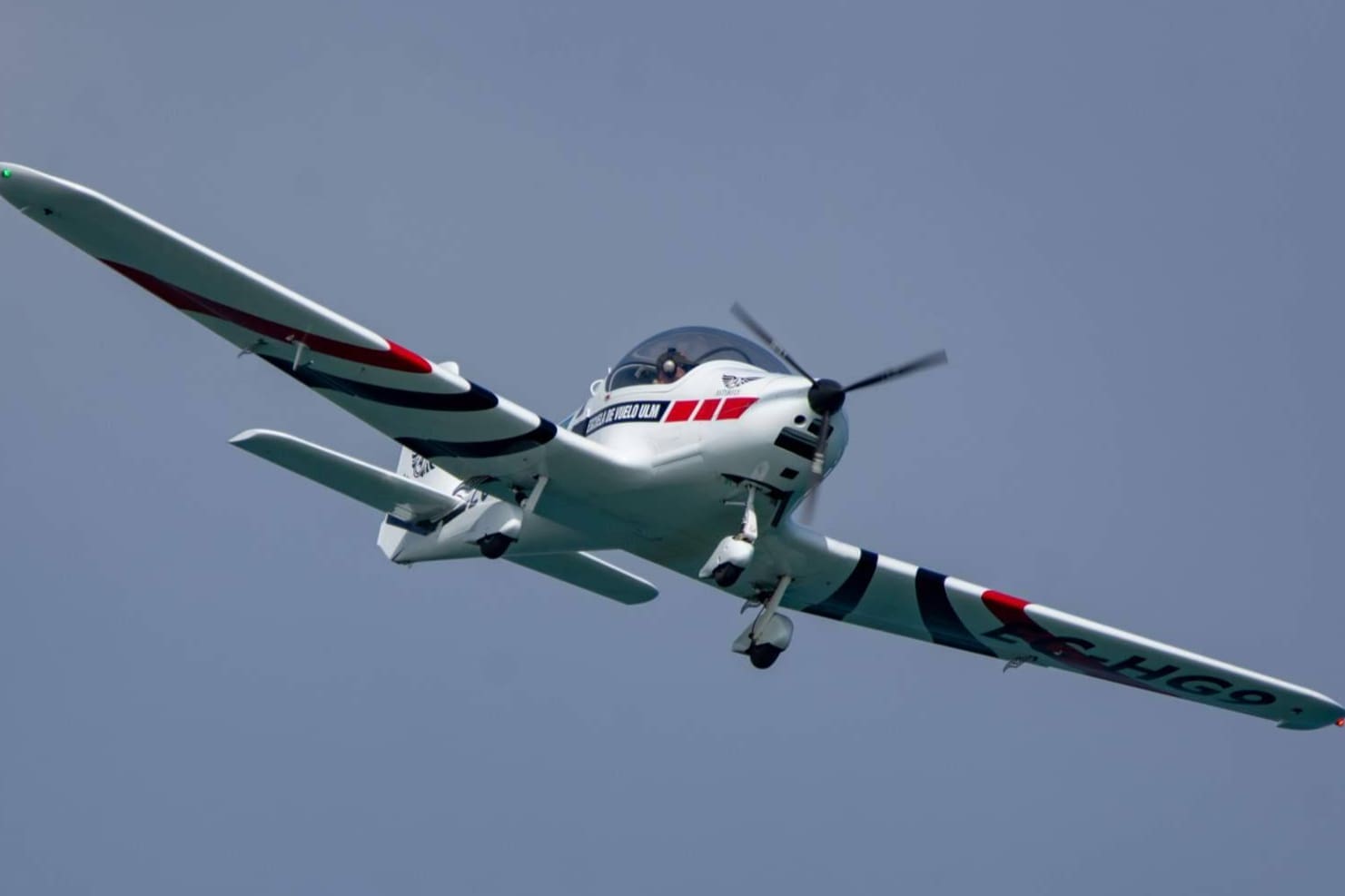 Turismo y aventura aérea se combinan en la experiencia de piloto por un día en Asturfly