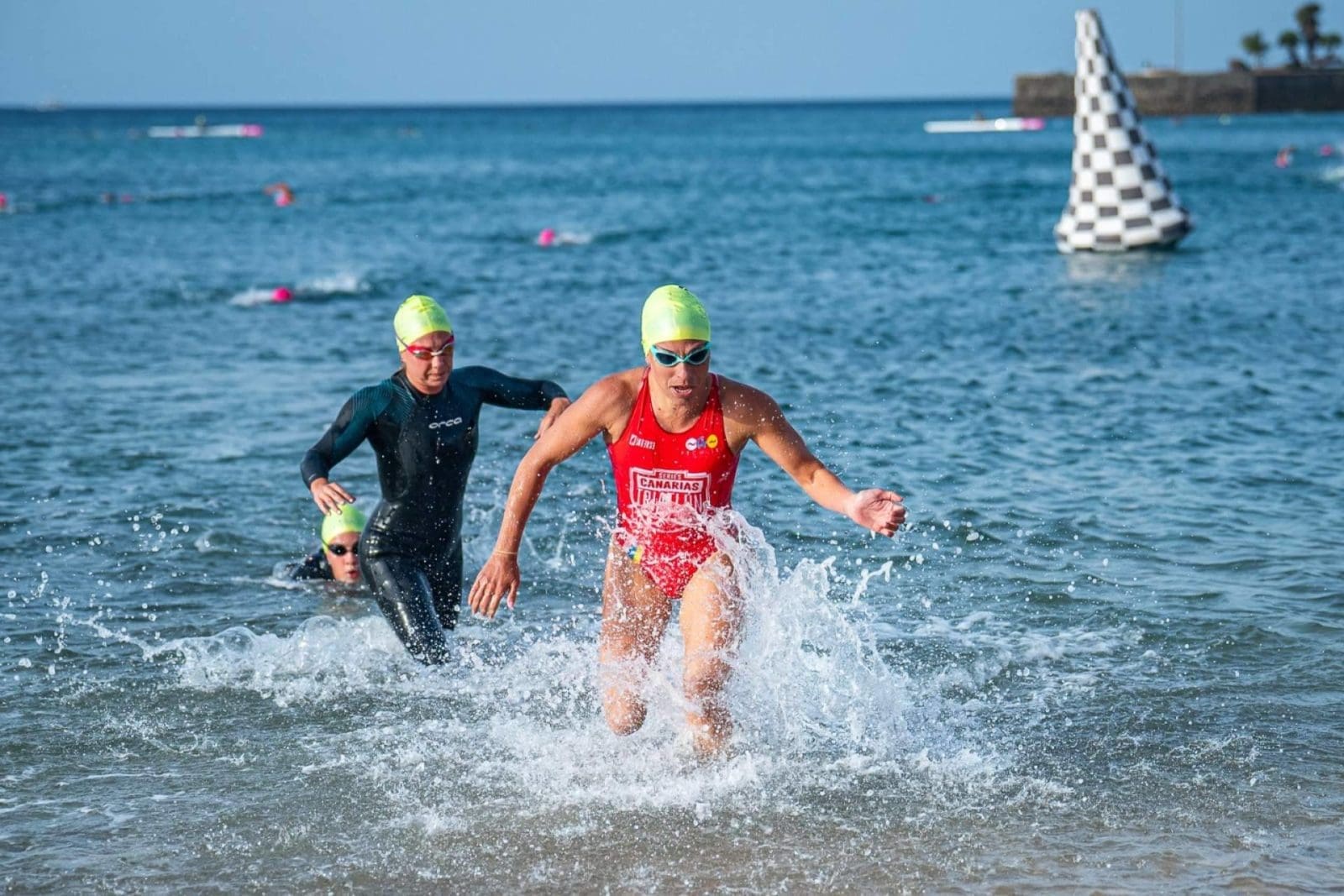 Arrecife, mucho más que sol y playa; el Triatlón proyecta a Lanzarote como referencia deportiva