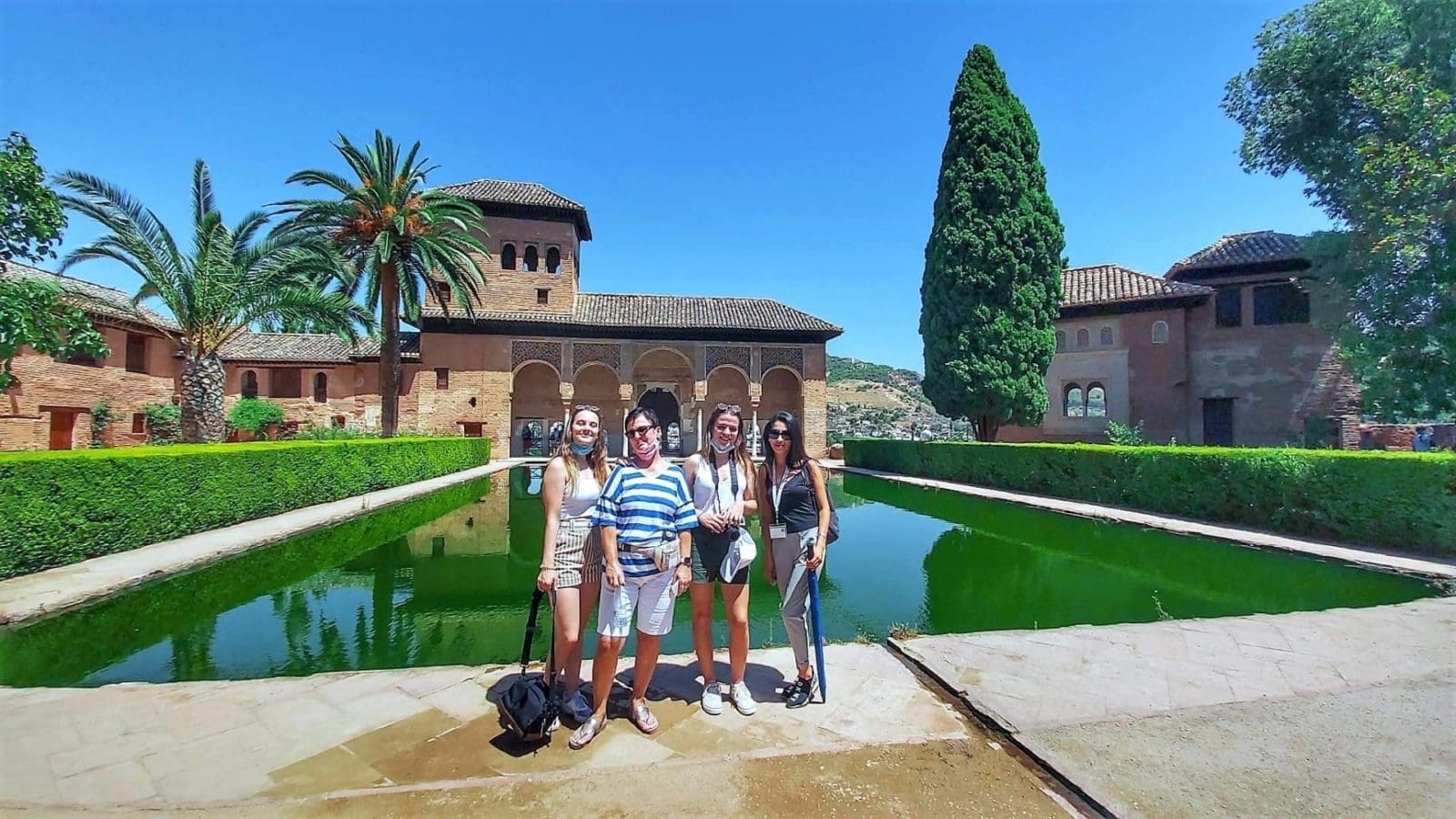 Granada y el valor oculto de las visitas guiadas; la inversión más inteligente al viajar