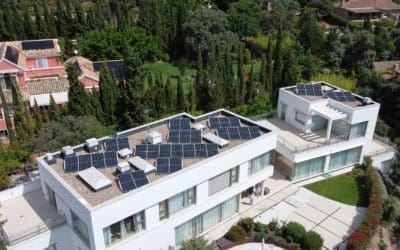 Lumio garantiza el rendimiento de las instalaciones con su campaña de mantenimiento para placas solares