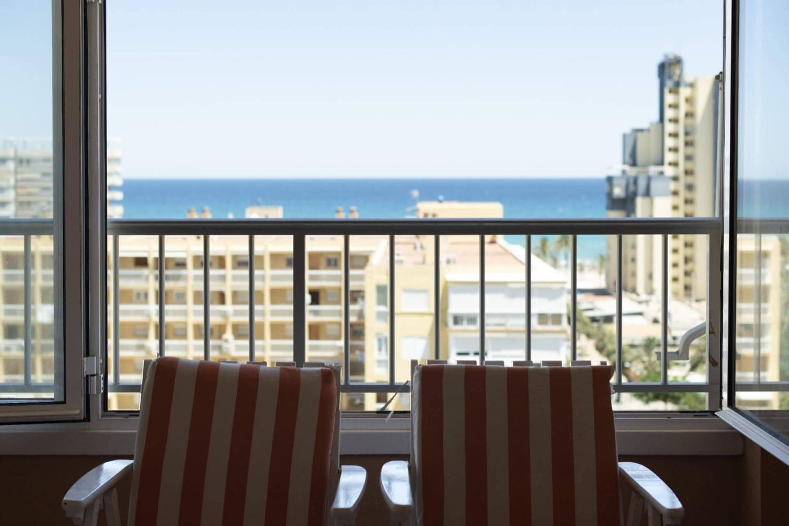 Apartamentos Concorde, alojamiento frente al mar en Playa San Juan, Alicante