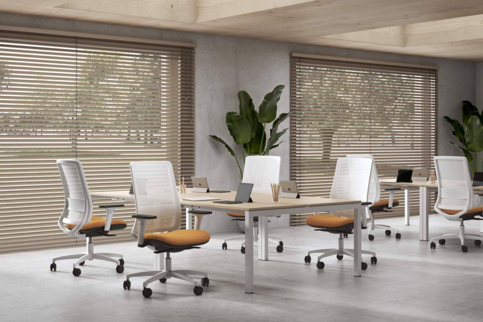 Ergonomía en la oficina, cómo el mobiliario adecuado mejora la productividad y reduce el ausentismo