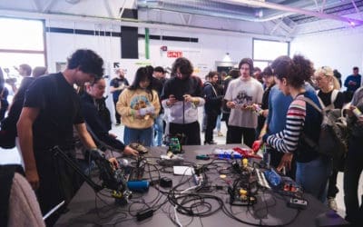La Gen Z toma el escenario en el VIBEZ 2025, el festival de cultura digital emergente
