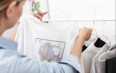 La personalización de camisetas se consolida como alternativa creativa en la moda juvenil