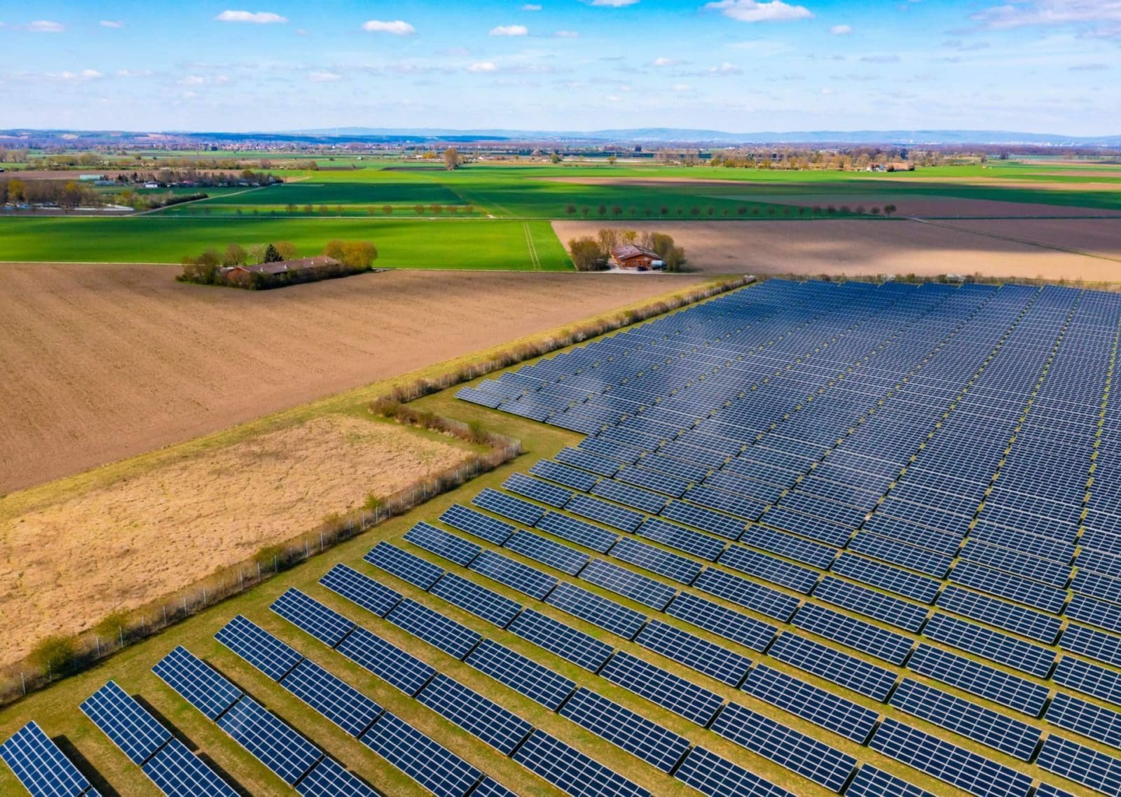 El Sol lidera la electricidad en la UE y crece la instalación paneles solares en Aragón