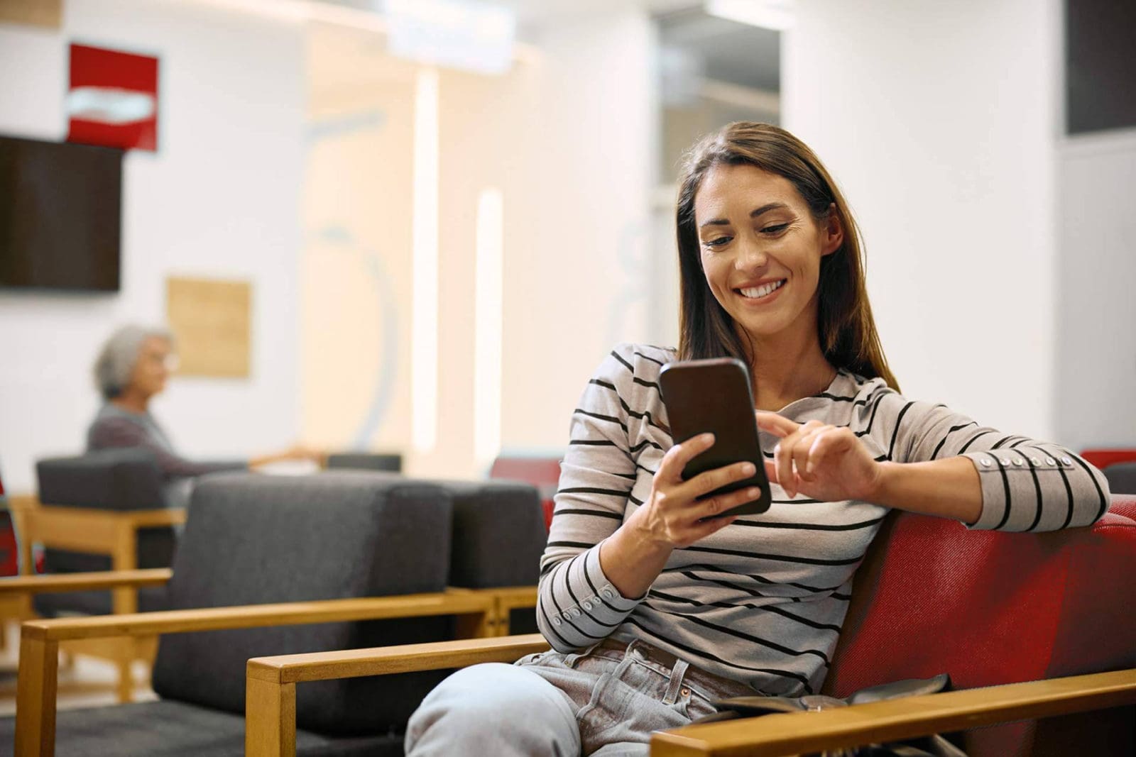 ¿Cuál es la compañía con la mejor atención al cliente en seguros de salud?