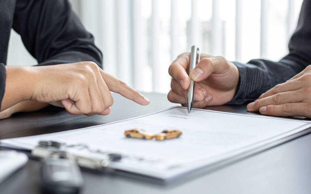 Hasta cuándo se puede reclamar al cártel de coches el dinero pagado de más y qué documentos se necesitan