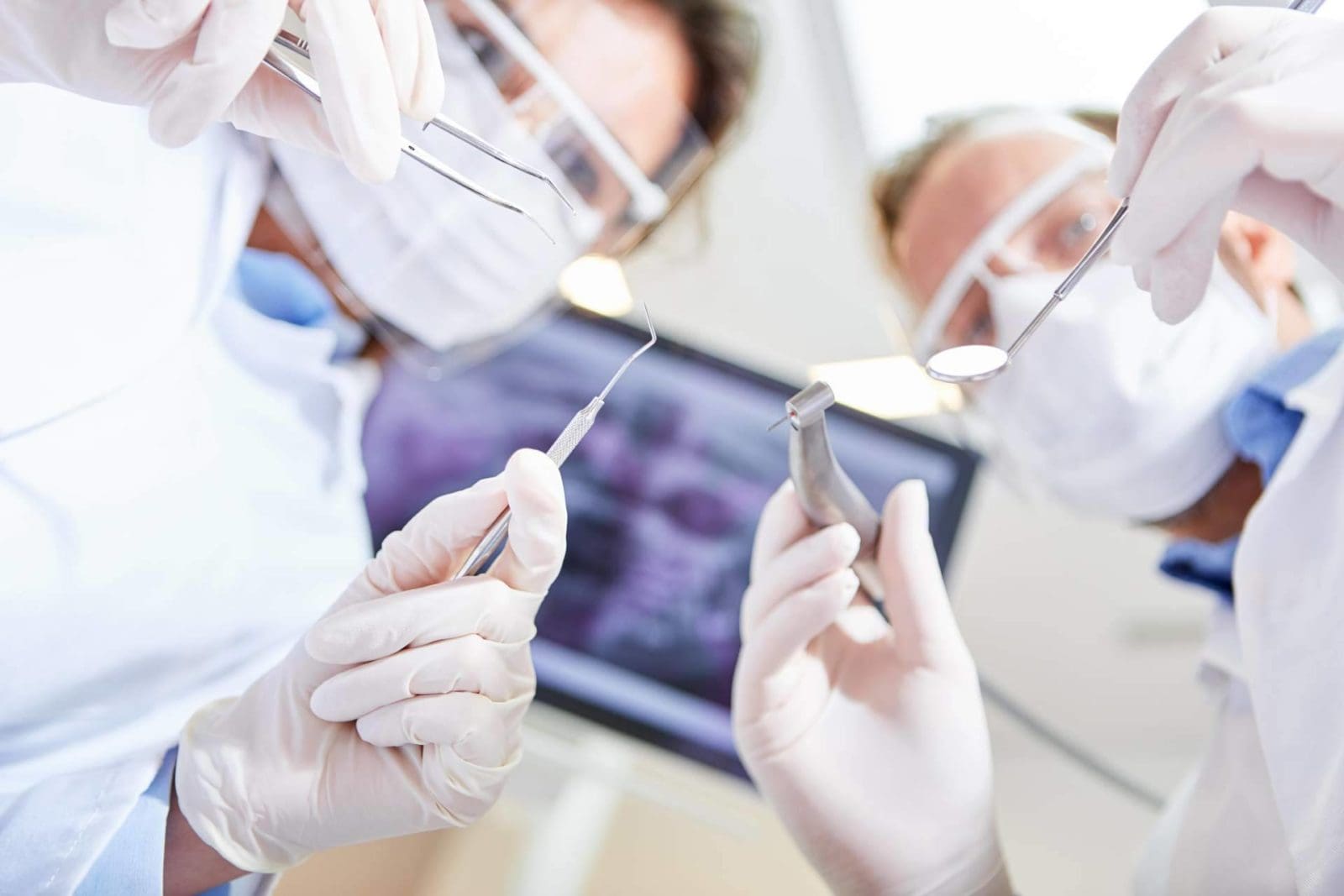 Clínica Calvo de Mora consolida su excelencia en cirugía maxilofacial en Madrid y servicios dentales avanzados