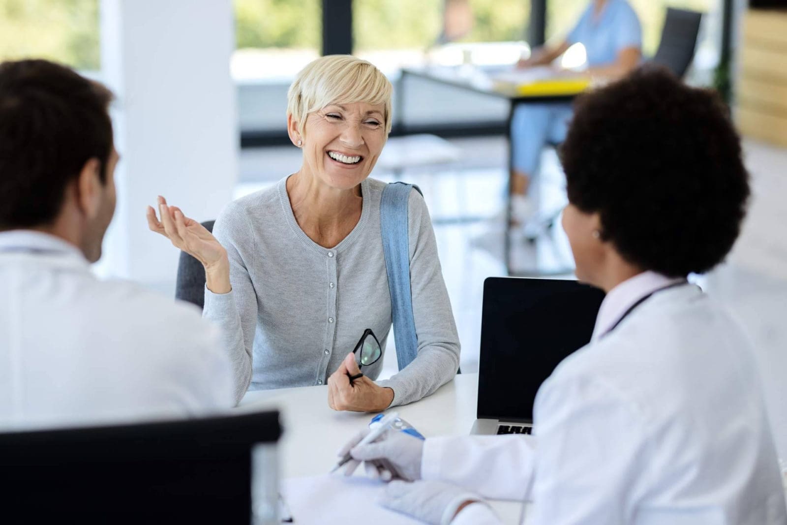 La interpretación y traducción médica; un puente lingüístico crítico para la salud