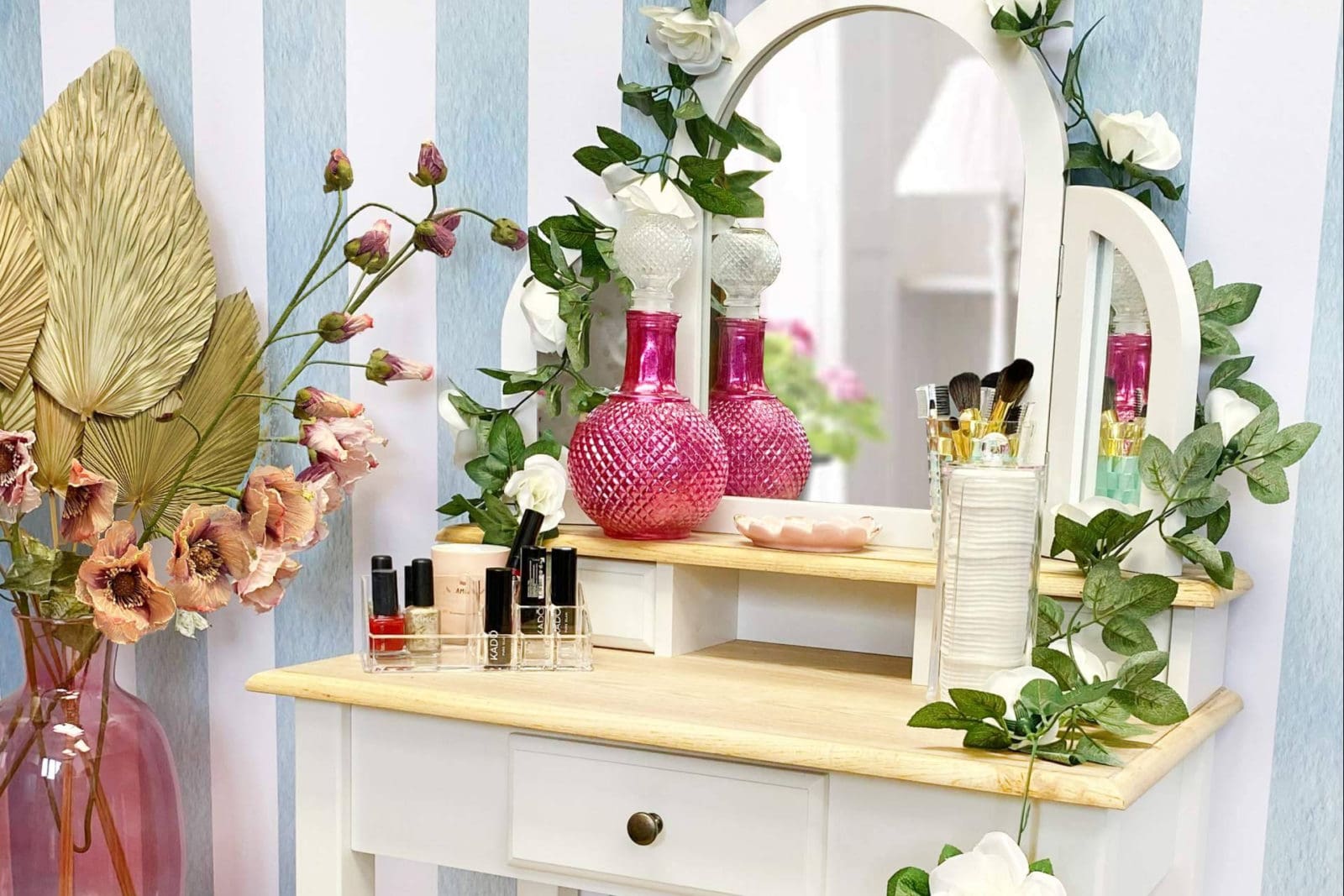 Hogar y Más ofrece una tienda online de decoración y accesorios para transformar cada espacio del hogar
