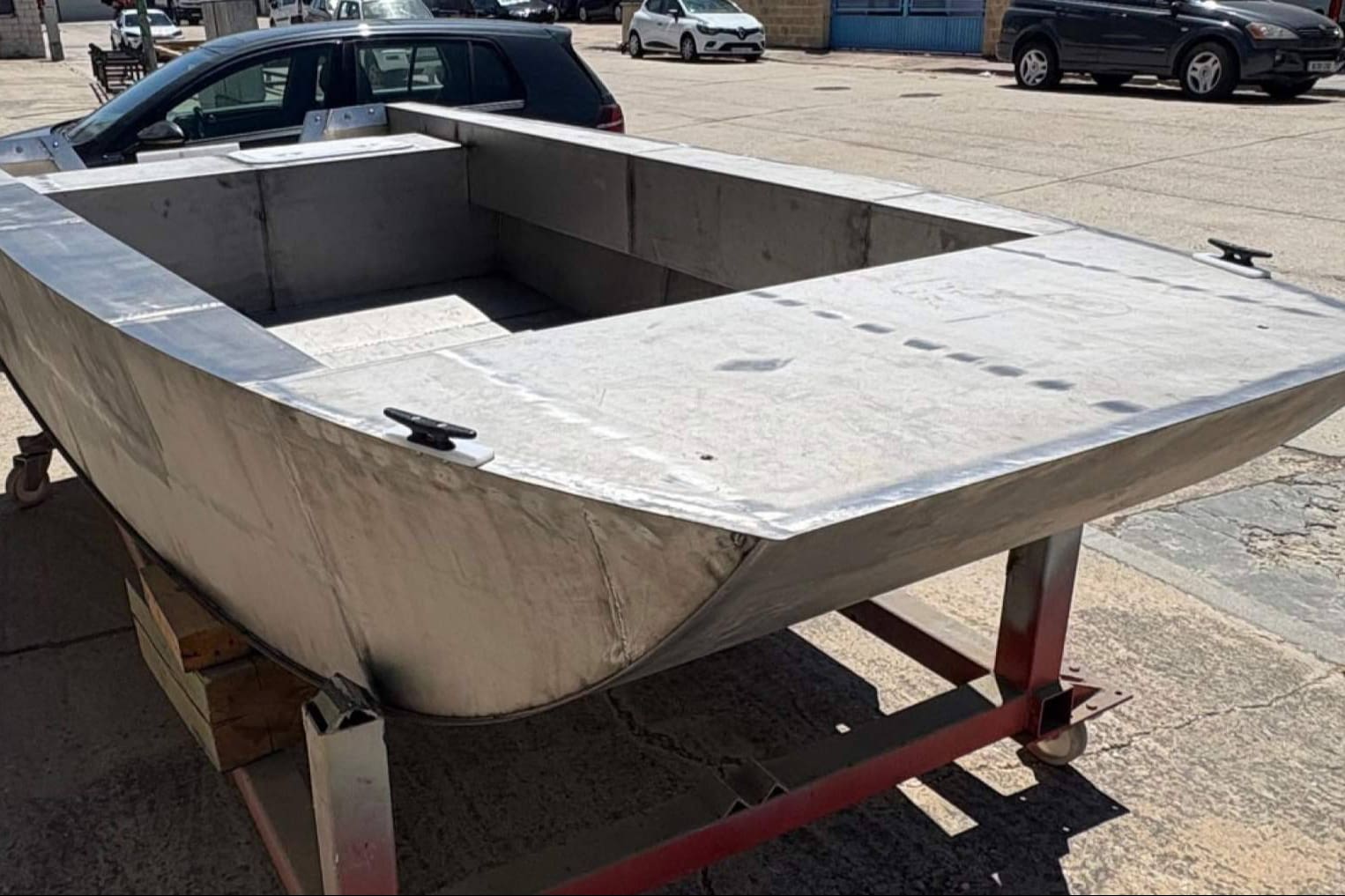 Moggaro construye el primer barco íntegramente en titanio para Titanium Technology