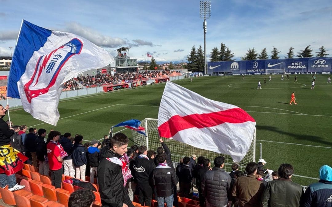 El Rayo Majadahonda «pincha» contra el Moscardó (1-1): pésimo terreno de juego, mala suerte y bochornoso «show» de Javi Poves