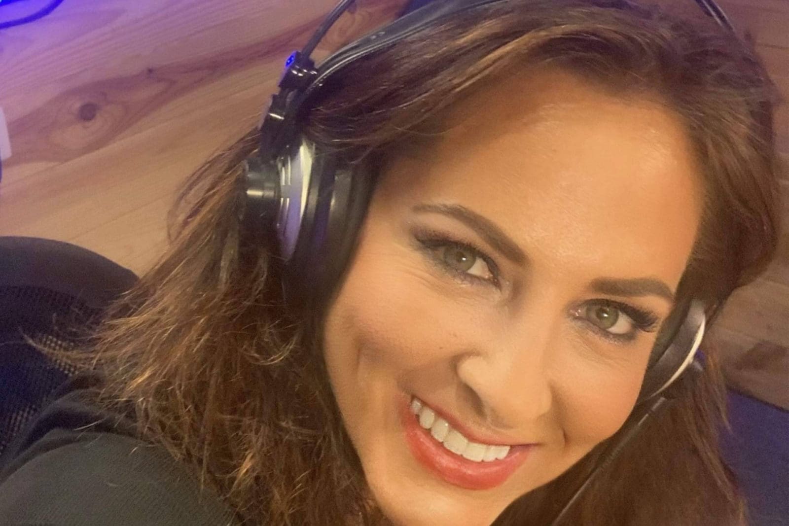 Elena Batista, nueva académica, la comunicadora que defiende una televisión con verdad y carácter