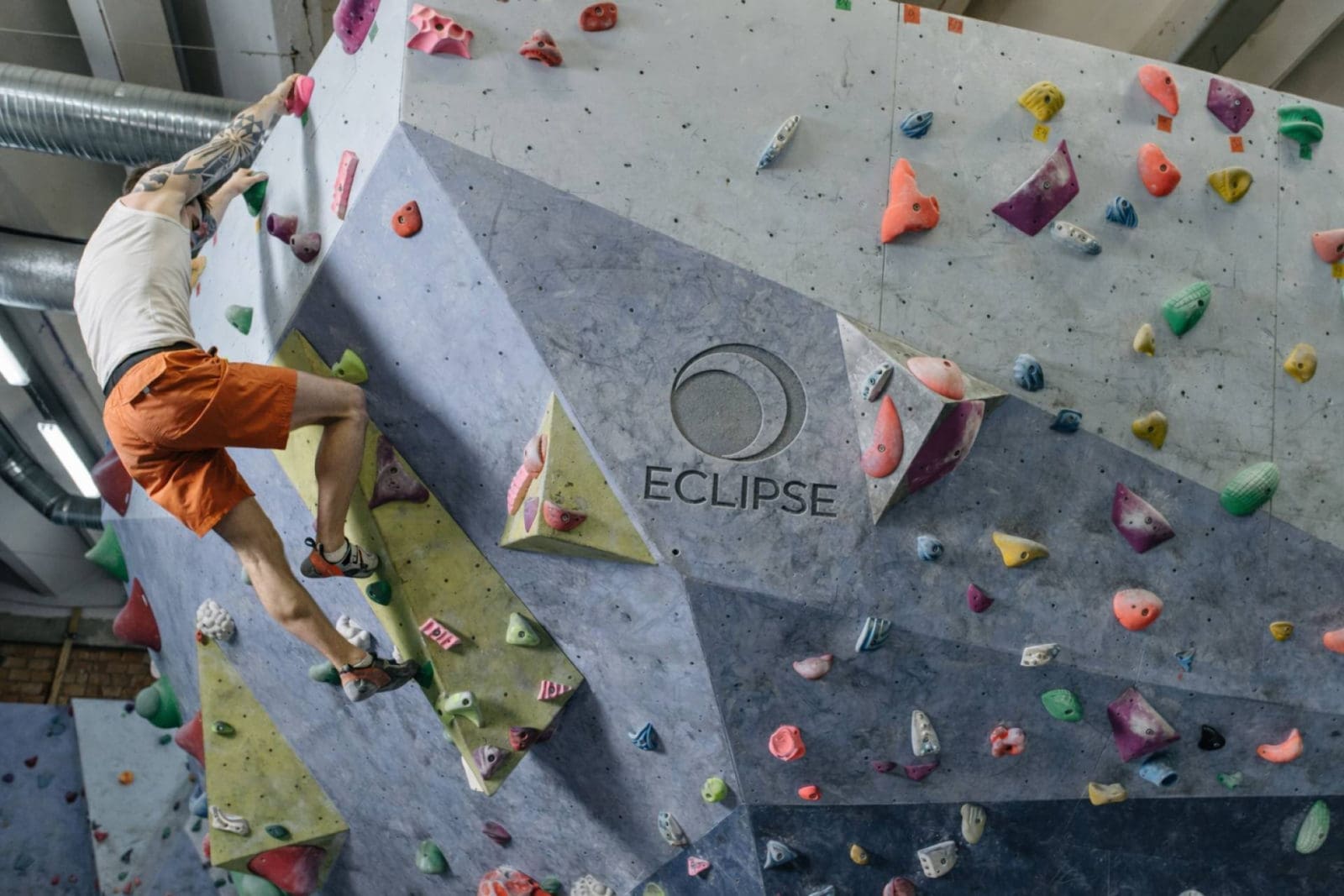 De deporte de nicho a hábito urbano; Europa se engancha a la escalada
