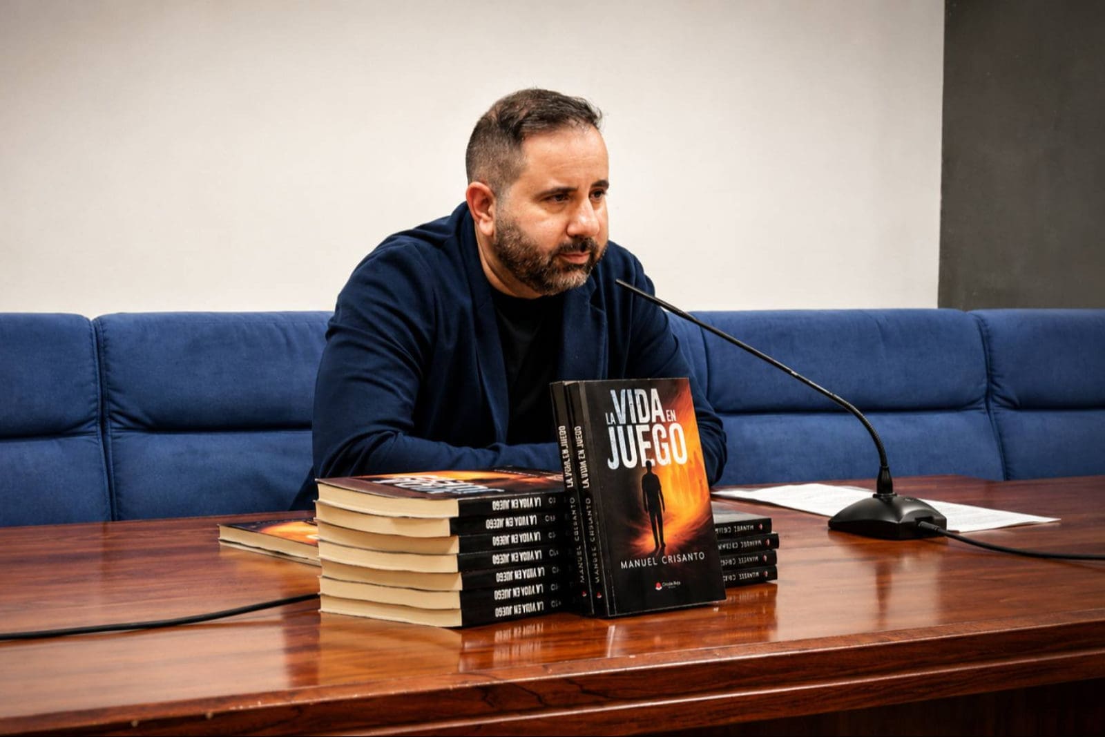 Manuel Crisanto retrata el impacto de las adicciones en ´La vida en juego´, una obra basada en experiencias reales