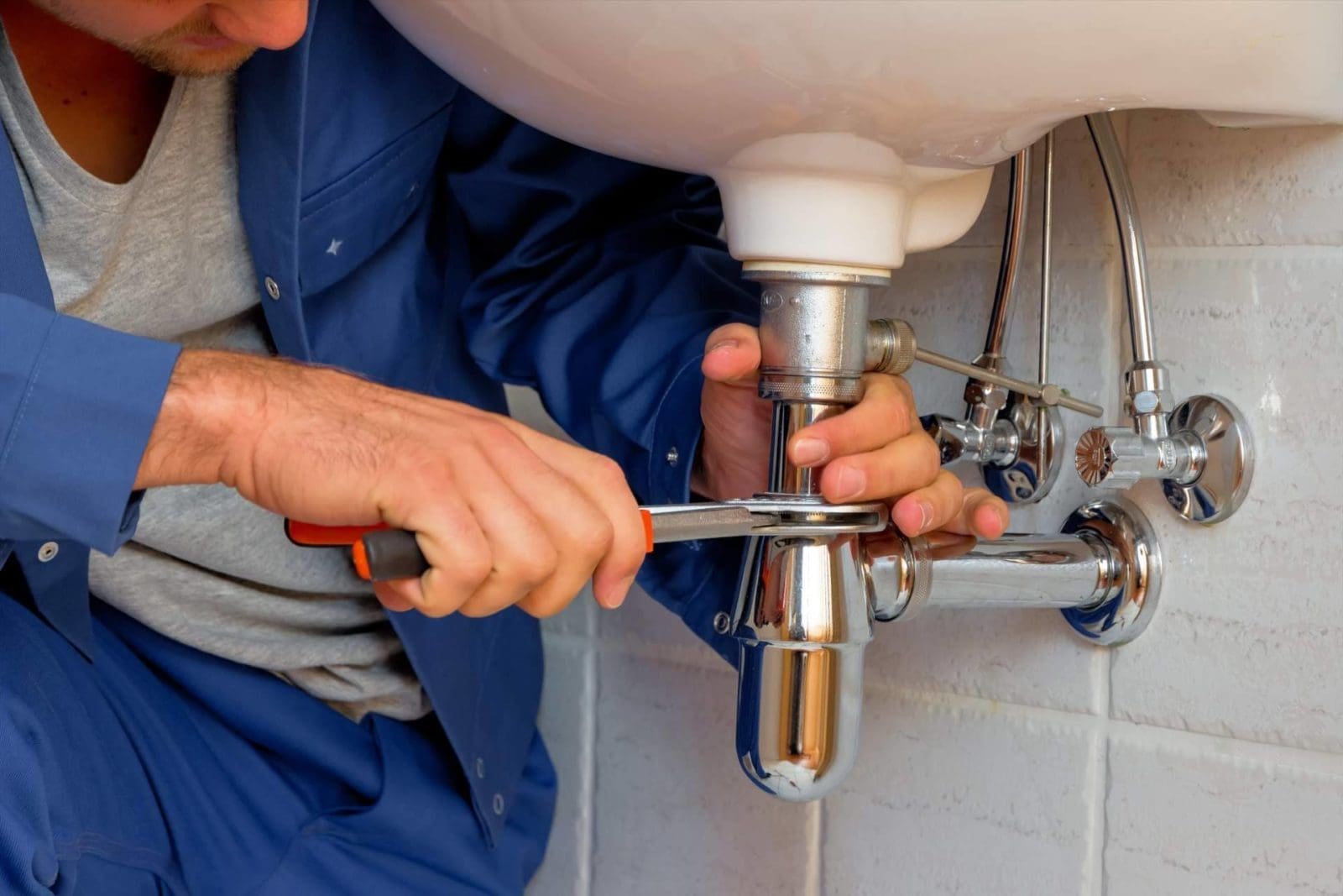 Soluciones González refuerza su actividad como empresa de multiservicios de reparaciones en distintas provincias
