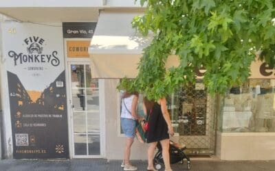 La tienda de niños y bebés «El Encanto» de Majadahonda cumple 58 años: «esa delicadeza amable del tiempo antiguo»