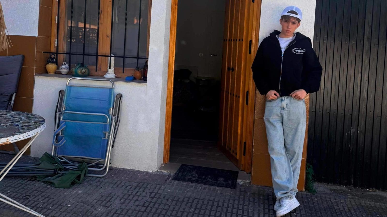 Autenticidad, evolución y ambición; así es ‘909’, el nuevo trabajo de LIL JAN