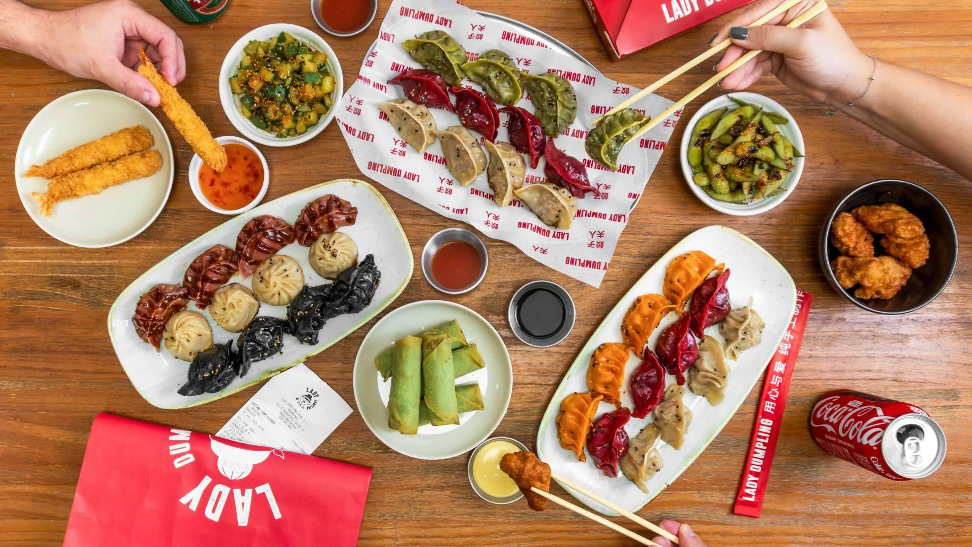 Un restaurante especializado en dumplings artesanales para oficina, take away, delivery y cenas informales