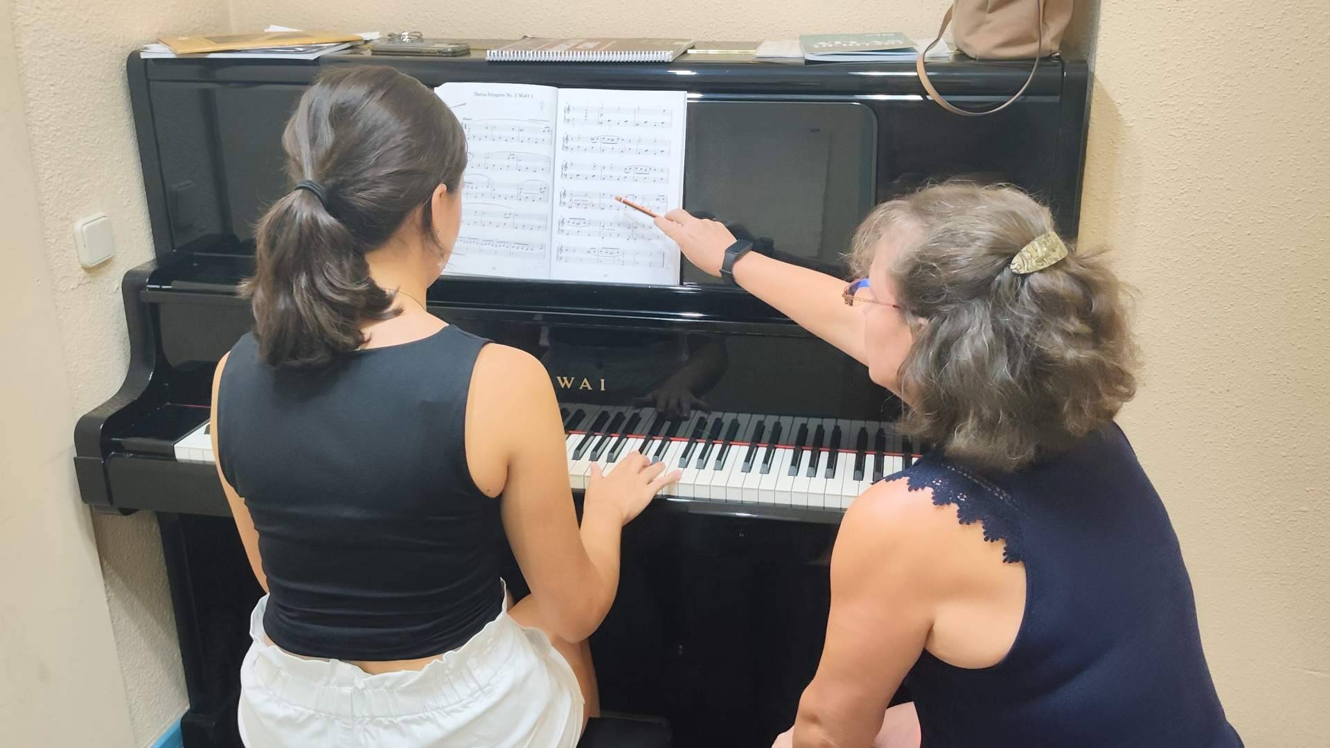 La Escuela de música Jesús Aprendiz de Conde de Casal (Madrid) abre turno de mañana tras registrar récord de demanda