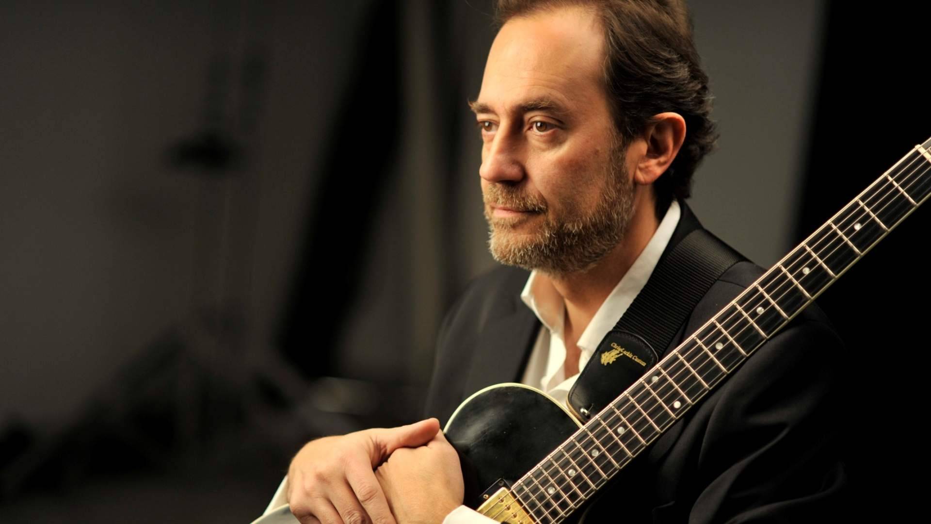 Joaquín Chacón presenta “LAWNS IN THE SKY”