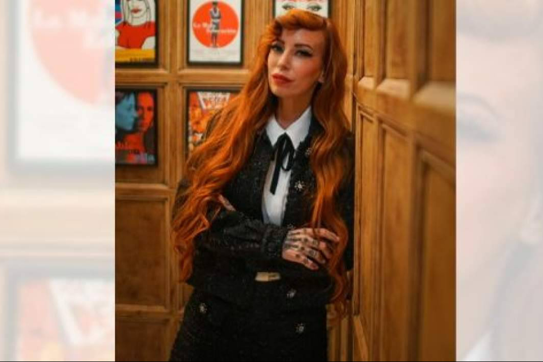 Del amor propio al arte de amar; Monica Moss presenta ‘Amorío’